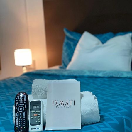Hotel Y Cafe Ixmati Suchitoto Eksteriør bilde