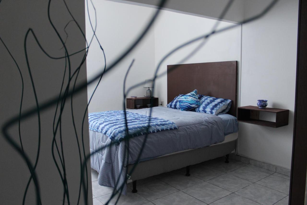 Hotel Y Cafe Ixmati Suchitoto Eksteriør bilde