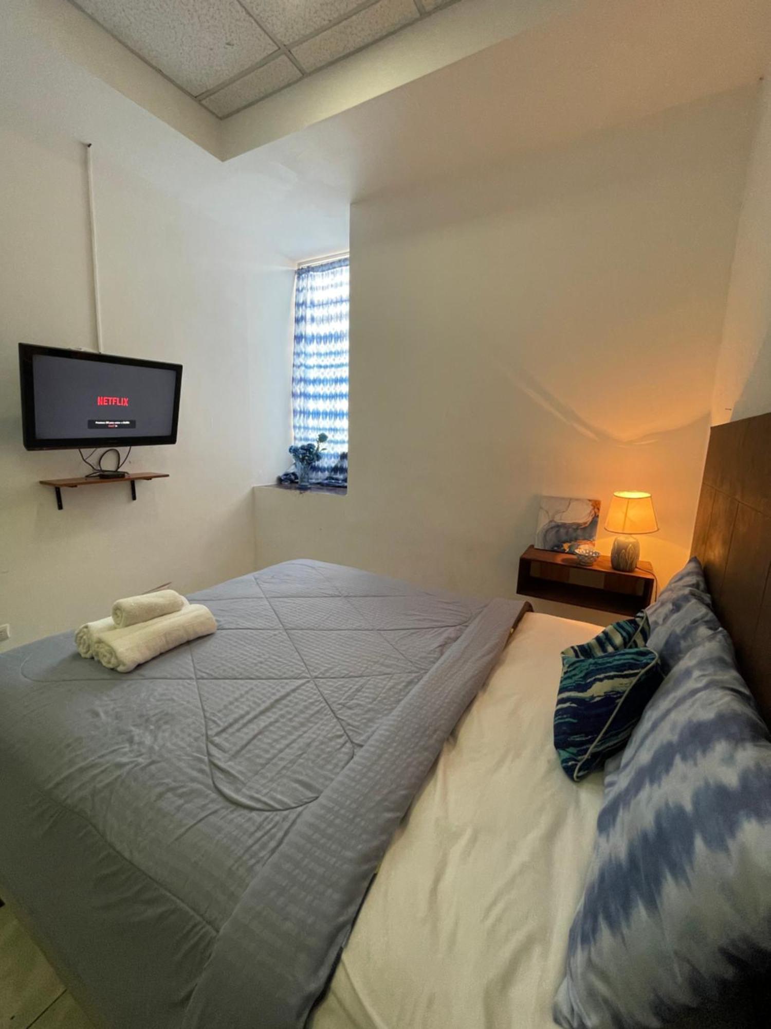 Hotel Y Cafe Ixmati Suchitoto Eksteriør bilde